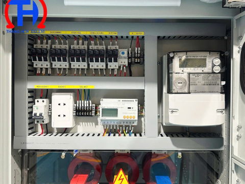 TỦ SOLAR SPC