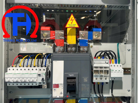 TỦ SOLAR SPC