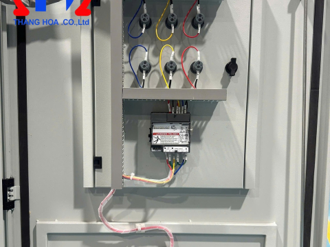 TỦ SOLAR SPC